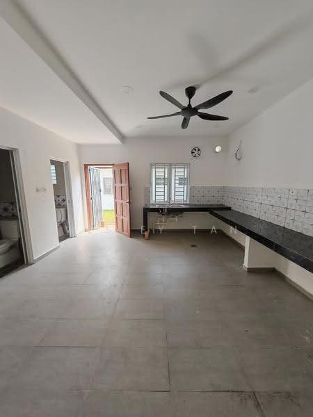 Rumah Teres 2-Tingkat untuk Dijual di Bukit Baru (Melaka) - Wesley Tan - Kitchen - PropertyGuru.com.my