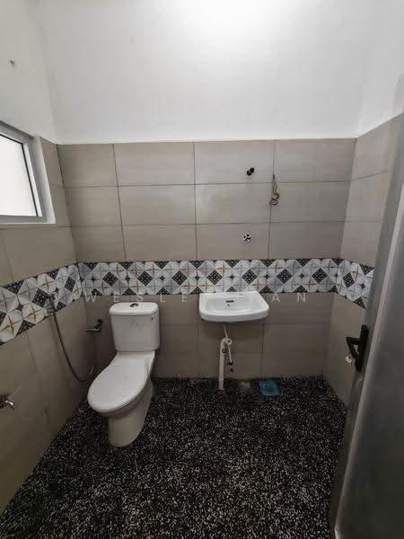 Rumah Teres 2-Tingkat untuk Dijual di Bukit Baru (Melaka) - Wesley Tan - Bathroom - PropertyGuru.com.my