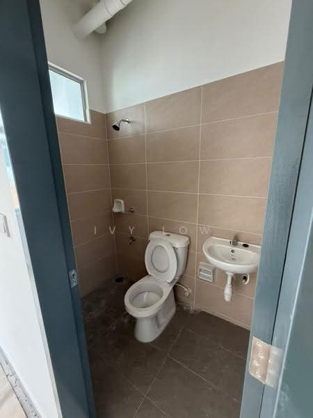 2-storey Terraced House for Sale in Bandar Dato Onn (Tebrau) - Ivy Low - Bathroom - PropertyGuru.com.my