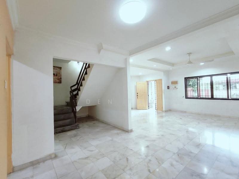 2-storey Terraced House for Sale in Taman Desa Cemerlang (Ulu Tiram) - Iden Tan - Living Room - PropertyGuru.com.my