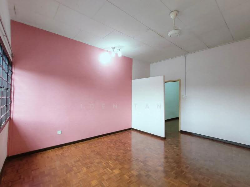 2-storey Terraced House for Sale in Taman Desa Cemerlang (Ulu Tiram) - Iden Tan - PropertyGuru.com.my