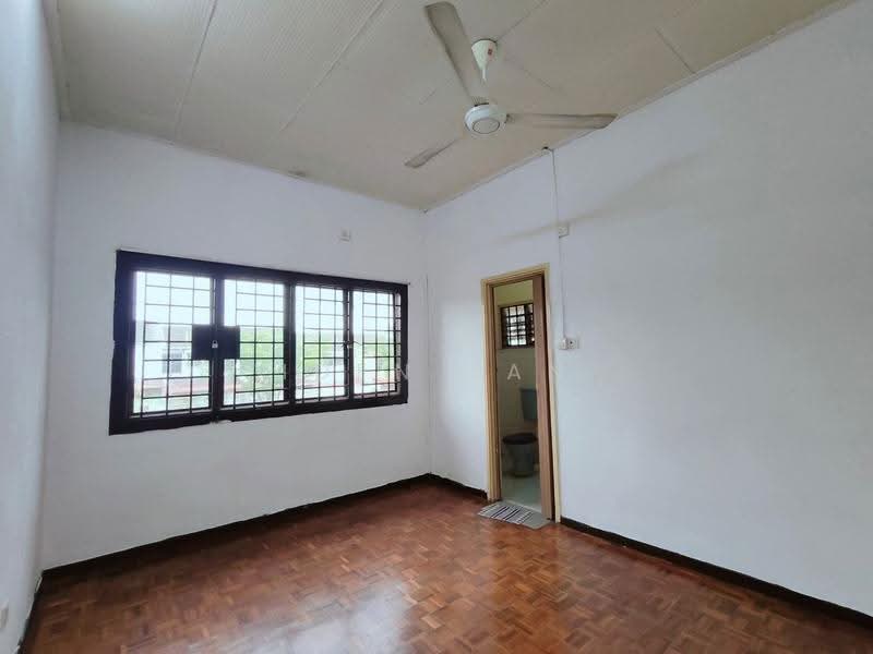 2-storey Terraced House for Sale in Taman Desa Cemerlang (Ulu Tiram) - Iden Tan - PropertyGuru.com.my