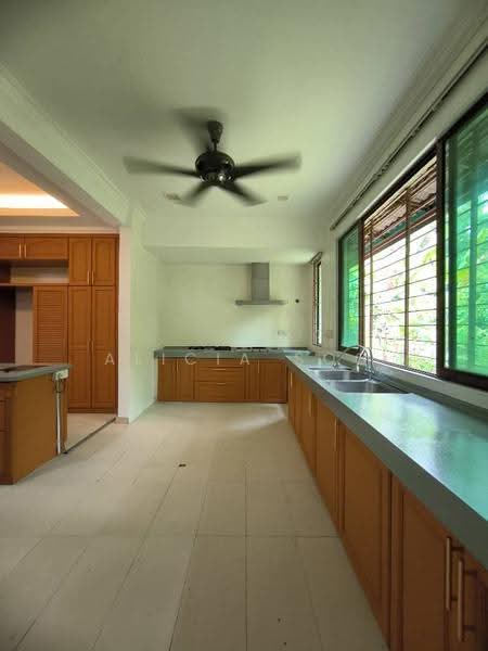 Bungalow House for Rent in Seksyen 4 (Kota Damansara) - Alicia Soo - Kitchen - PropertyGuru.com.my