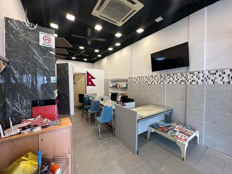 Shop for Rent in KL City Centre (Kuala Lumpur) - Yang . - Interior - PropertyGuru.com.my