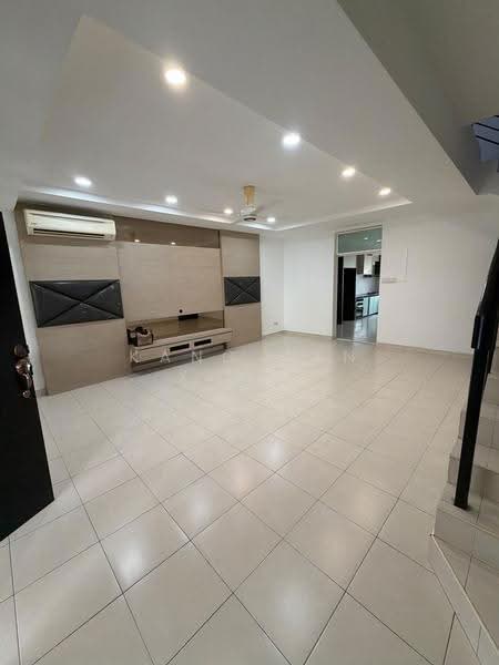 2-storey Terraced House for Sale in Ulu Tiram (Johor) - Kang Wen Xiang - Living Room - PropertyGuru.com.my