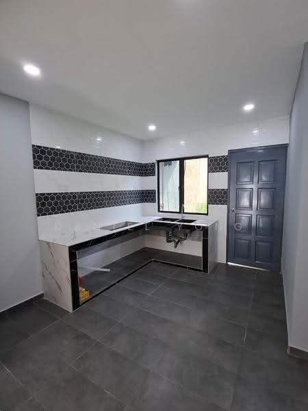 2-storey Terraced House for Sale in Kota Masai (Pasir Gudang) - Daniel Yong - Kitchen - PropertyGuru.com.my