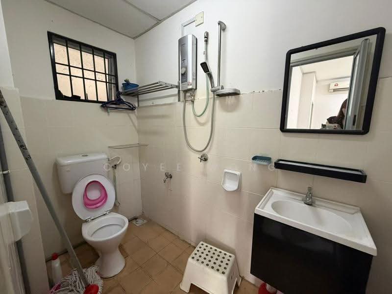 Apartment for Sale at Ria Apartment - Coyee Wong - Bathroom - PropertyGuru.com.my