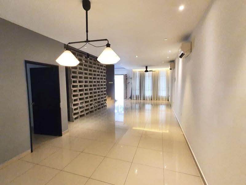 2-storey Terraced House for Sale in Kajang (Selangor) - Eldon Chong - Living Room - PropertyGuru.com.my
