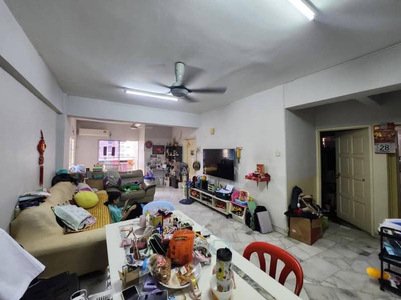 Kondominium untuk Dijual di Prisma Cheras - Bryan Ng - Living Room - PropertyGuru.com.my