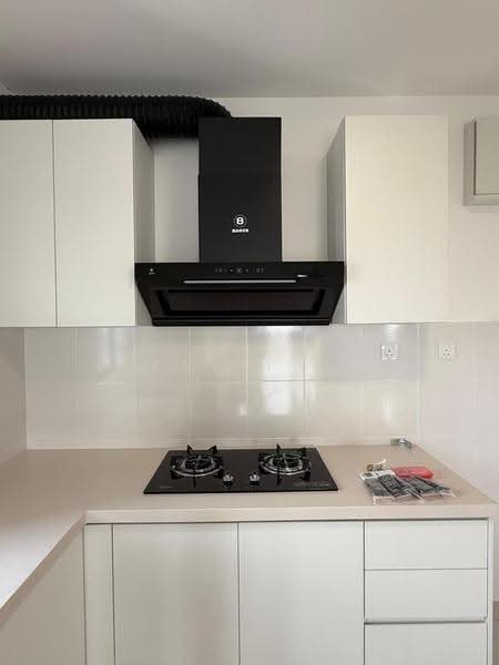 Service Residence for Rent at Duduk Se.Ruang @ Eco Sanctuary - Jay Tan - Kitchen - PropertyGuru.com.my