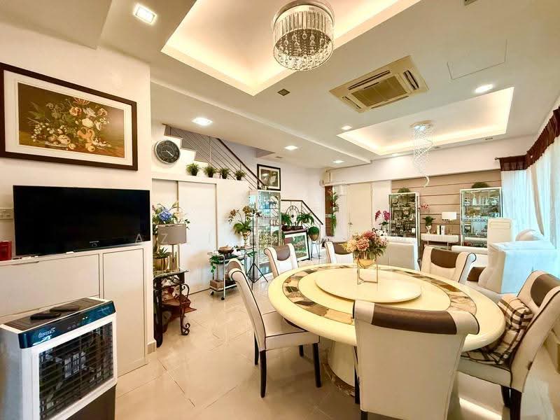 Rumah Kluster untuk Dijual di Taman Saujana Ampang (Ampang) - Azli Ibrahim - Dining Room - PropertyGuru.com.my