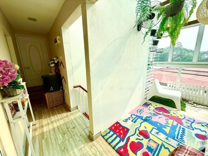 Rumah Kluster untuk Dijual di Taman Saujana Ampang (Ampang) - Azli Ibrahim - Balcony - PropertyGuru.com.my
