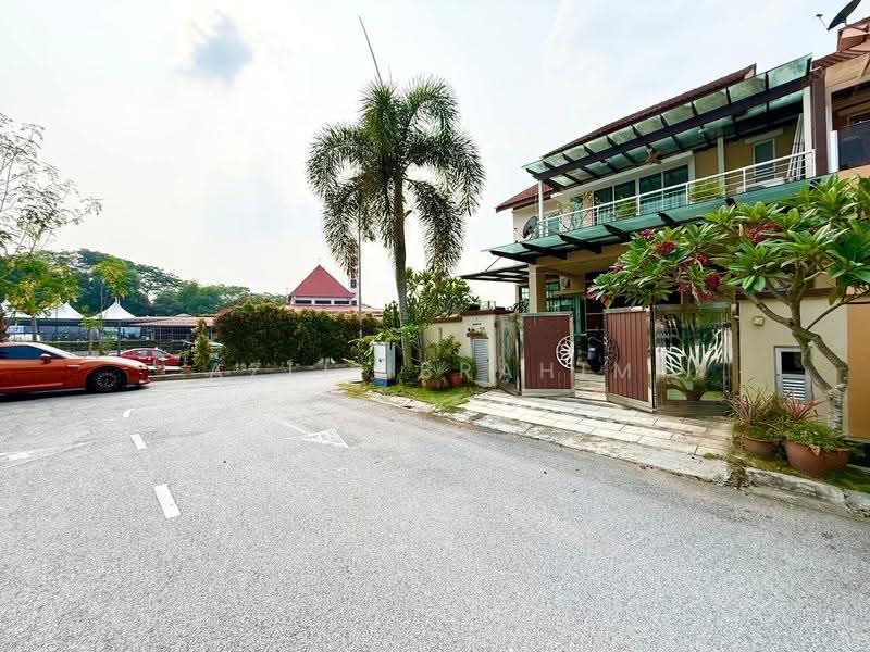 Rumah Kluster untuk Dijual di Taman Saujana Ampang (Ampang) - Azli Ibrahim - Exterior - PropertyGuru.com.my