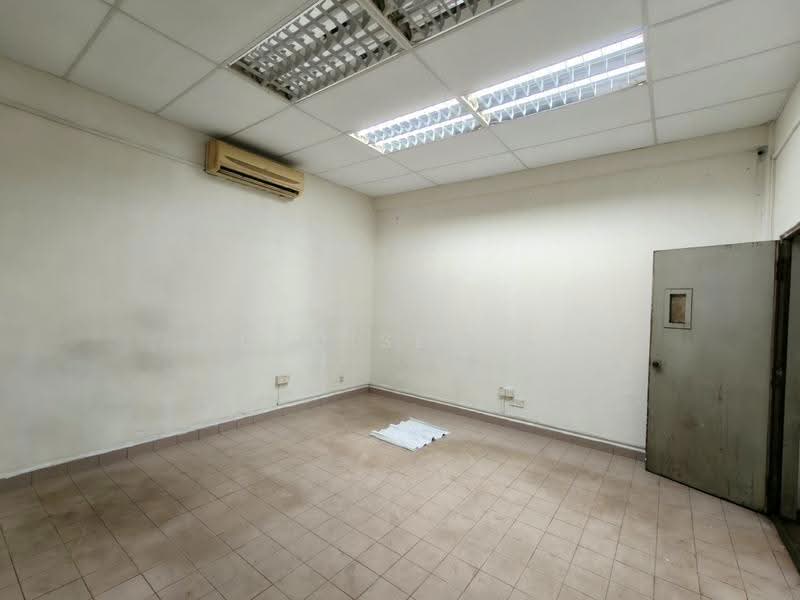 Detached Factory for Rent in Kawasan Perindustrian Tebrau 1 (Tebrau) - Louise Ng - Interior - PropertyGuru.com.my