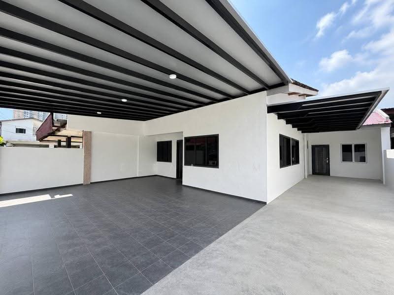 Semi-Detached House for Sale in Taman Bunga Ros (Tebrau) - Elena Lim - PropertyGuru.com.my