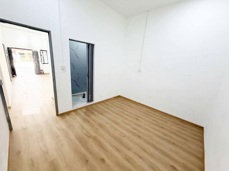 Semi-Detached House for Sale in Taman Bunga Ros (Tebrau) - Elena Lim - PropertyGuru.com.my