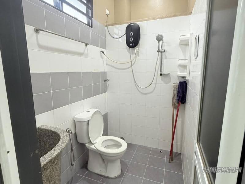 2-storey Terraced House for Sale in Penaga (Penang) - Hasnizam . - Bathroom - PropertyGuru.com.my