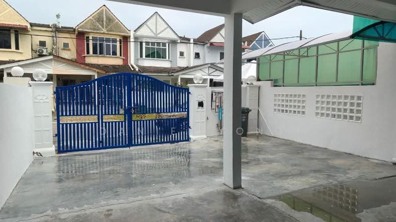 2-storey Terraced House for Sale in Taman Desa Jaya (Johor Bahru) - Daniel Yong - Exterior - PropertyGuru.com.my