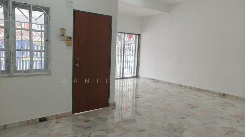 2-storey Terraced House for Sale in Taman Desa Jaya (Johor Bahru) - Daniel Yong - Interior - PropertyGuru.com.my
