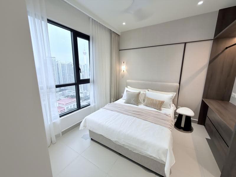 Kediaman Servis untuk Disewa di SWNK Houze @ BBCC - Kevin Koh - Bedroom - PropertyGuru.com.my