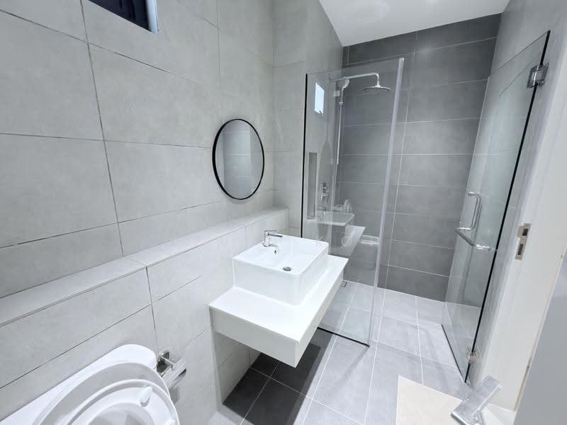 Kediaman Servis untuk Disewa di SWNK Houze @ BBCC - Kevin Koh - Bathroom - PropertyGuru.com.my