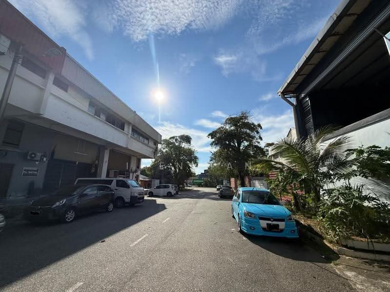 Kilang Teres untuk Dijual di Lima Kedai (Skudai) - Iden Tan - Exterior - PropertyGuru.com.my