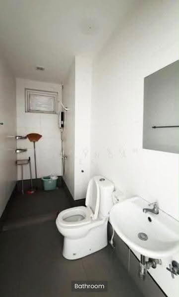 Kediaman Servis untuk Dijual di Seasons Amara Larkin - Melinda Ee - Bathroom - PropertyGuru.com.my