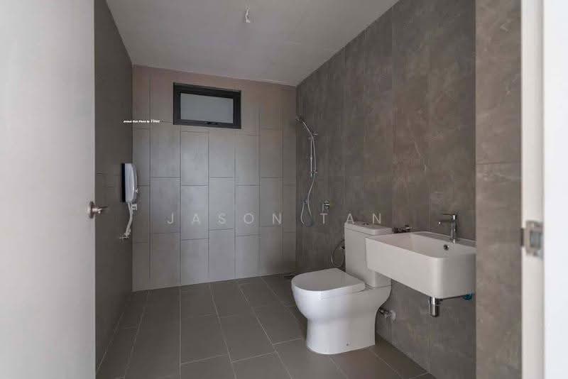 Kondominium untuk Dijual di Tuai Timur - Jason Tan - Bathroom - PropertyGuru.com.my