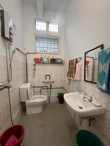 2-storey Terraced House for Sale in Bukit Damansara (Damansara Heights) - Joel Loke - Bathroom - PropertyGuru.com.my