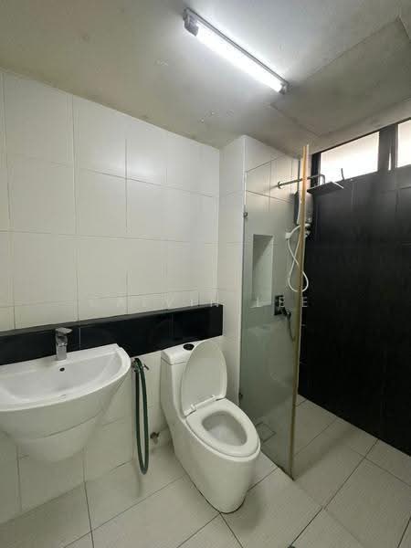 Service Residence for Sale at Sky Peak Residences - Calvin Lee - Bathroom - PropertyGuru.com.my