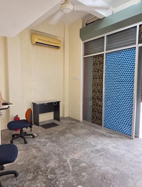 Shop for Rent in Saujana Puchong (Puchong) - Aaron Wong - Interior - PropertyGuru.com.my