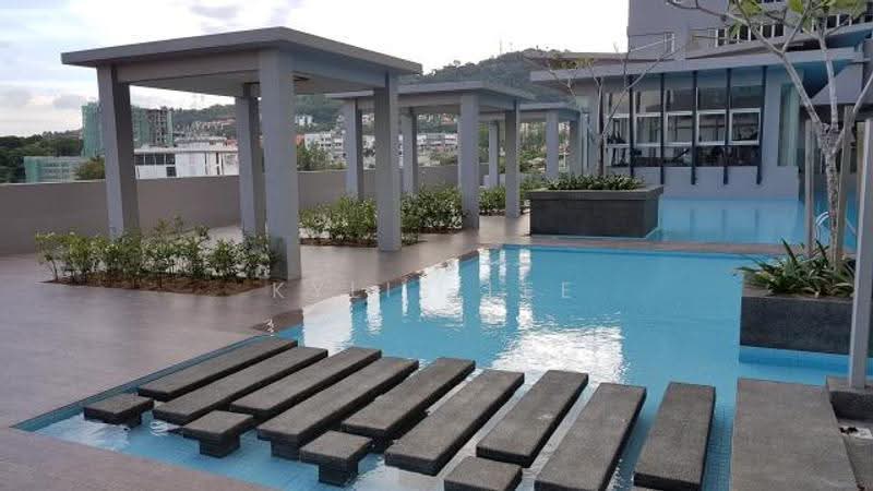 Service Residence for Sale at Maxim Residences - Kylie Lee - Pool - PropertyGuru.com.my