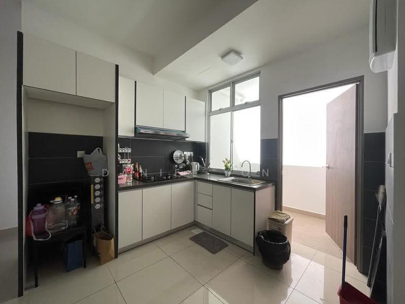 Service Residence for Rent at SKS Habitat - Daniel Yong - Kitchen - PropertyGuru.com.my