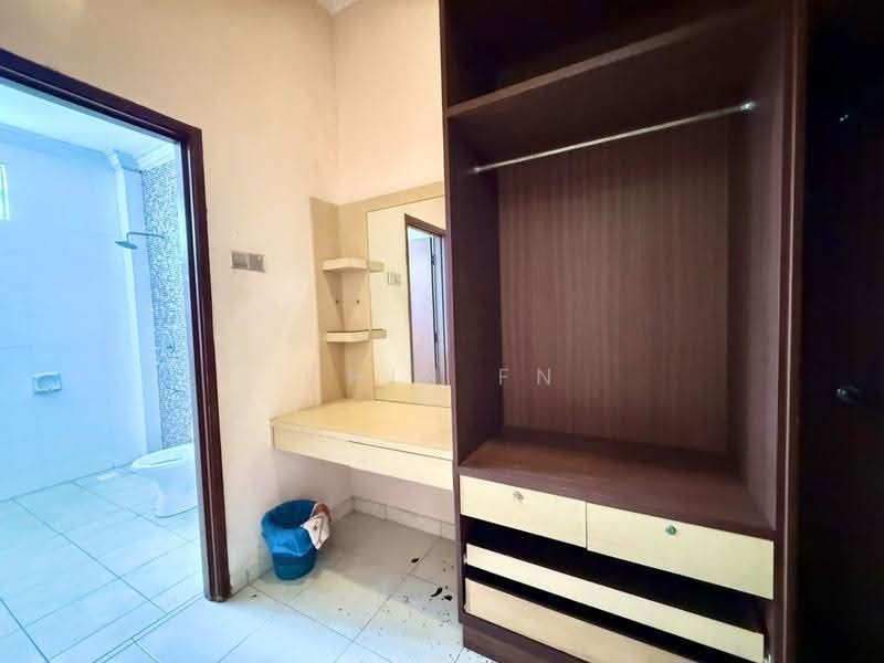 2-storey Terraced House for Rent in Taman Bukit Piatu Mutiara (Bukit Baru) - CHIN FN - Bathroom - PropertyGuru.com.my