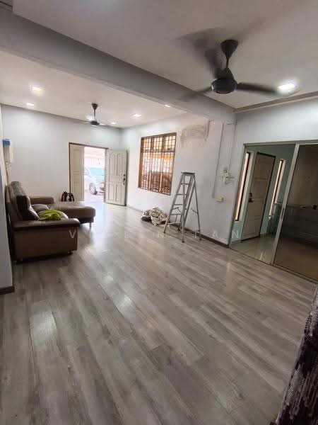 Rumah Berkembar untuk Dijual di Masai (Johor) - Vivien Tan - Living Room - PropertyGuru.com.my
