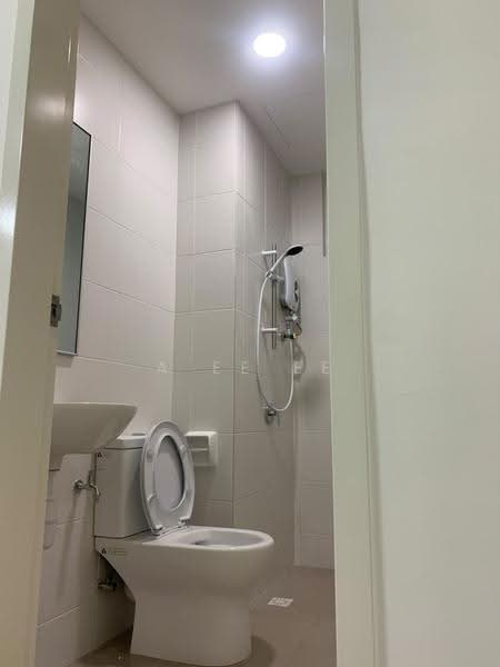 Kondominium untuk Disewa di Ideal Residency - A Ee Ee - Bathroom - PropertyGuru.com.my
