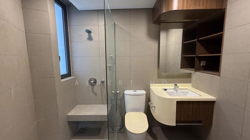 Kediaman Servis untuk Dijual di Aragreens - Albert Ho - Bathroom - PropertyGuru.com.my