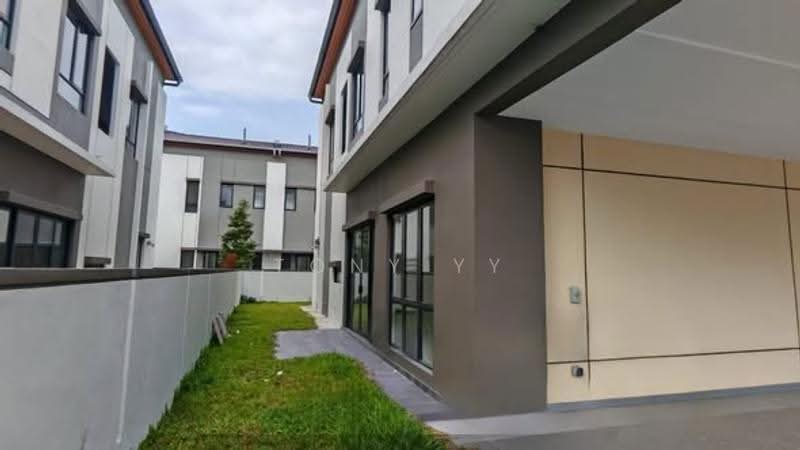 Semi-Detached House for Sale in Telok Panglima Garang (Selangor) - Tony YY - Exterior - PropertyGuru.com.my
