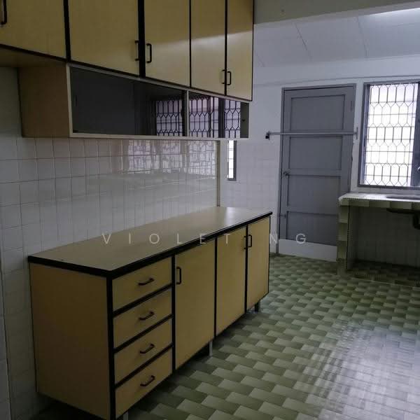 Rumah Teres 1-Tingkat untuk Disewa di Taman Perling (Perling) - Violet Ng - Kitchen - PropertyGuru.com.my