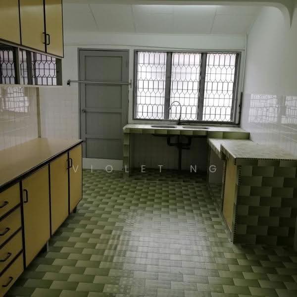 Rumah Teres 1-Tingkat untuk Disewa di Taman Perling (Perling) - Violet Ng - Kitchen - PropertyGuru.com.my