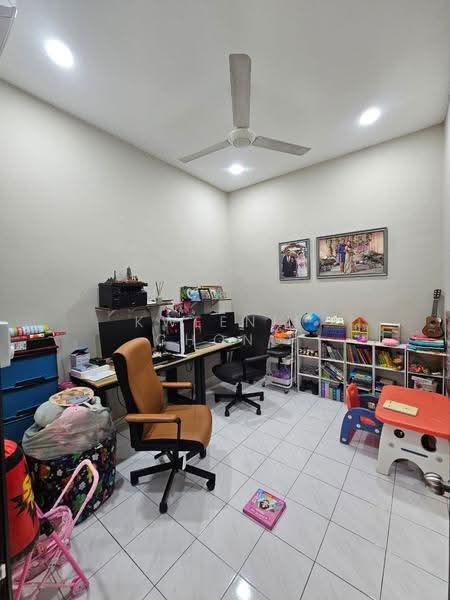 1-storey Terraced House for Sale in Taman Bukit Anggerik (Cheras) - Kweenie Chong - Study - PropertyGuru.com.my