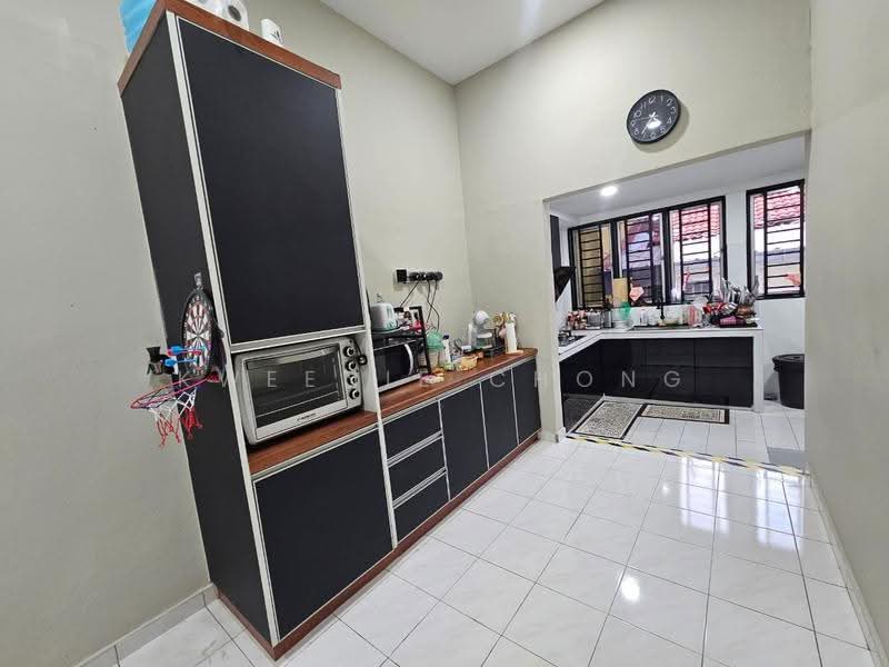 1-storey Terraced House for Sale in Taman Bukit Anggerik (Cheras) - Kweenie Chong - Kitchen - PropertyGuru.com.my