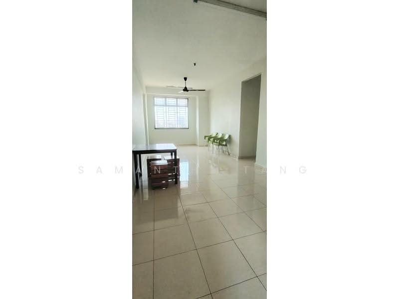 Pangsapuri untuk Disewa di Indah Court Apartment - Samantha Tang - Living Room - PropertyGuru.com.my