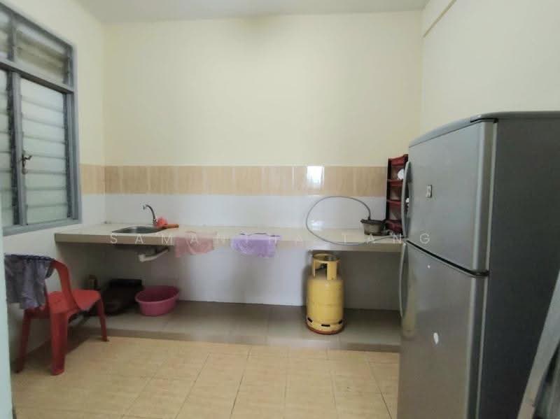Pangsapuri untuk Disewa di Indah Court Apartment - Samantha Tang - Kitchen - PropertyGuru.com.my