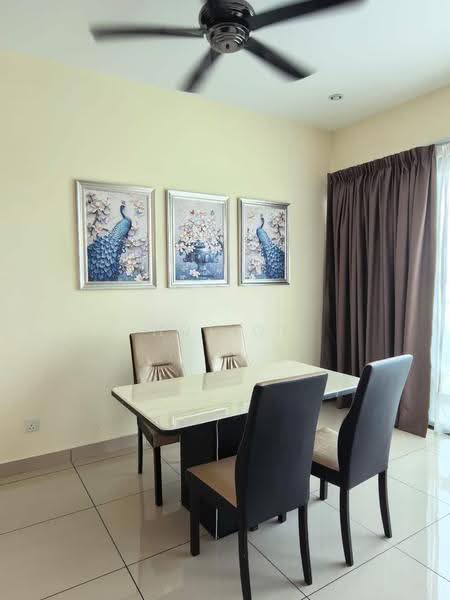 Condominium for Rent at Skyvilla @ D'Island - Hui Qi - Dining Room - PropertyGuru.com.my