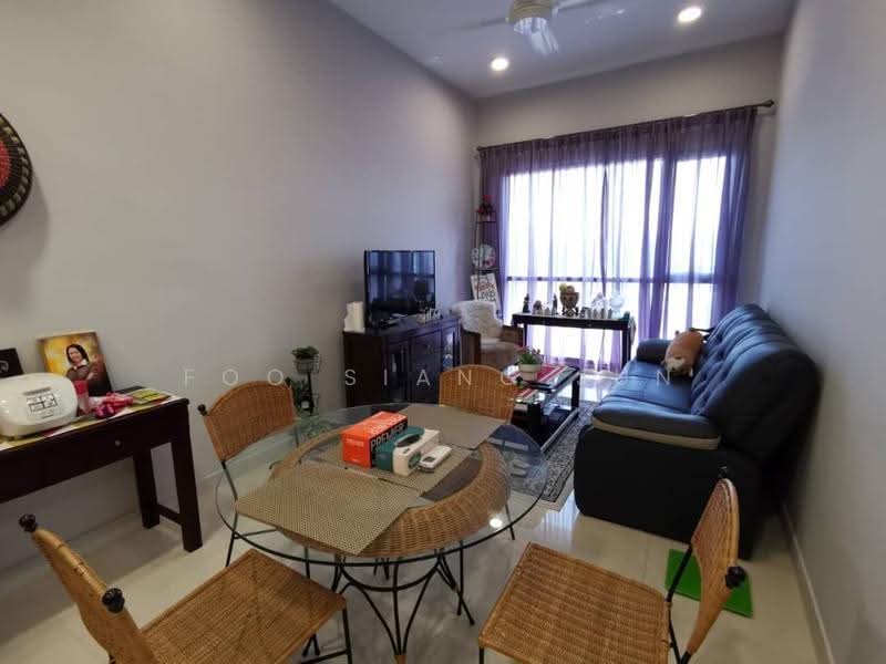 Service Residence for Sale at Dianthus @ Tropicana Gardens - Foo Siang Jun - Living Room - PropertyGuru.com.my