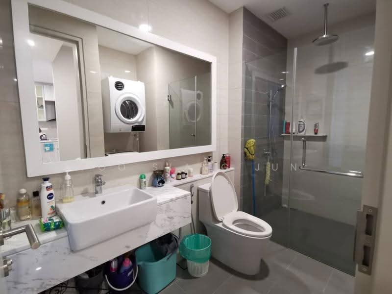 Service Residence for Sale at Dianthus @ Tropicana Gardens - Foo Siang Jun - Bathroom - PropertyGuru.com.my