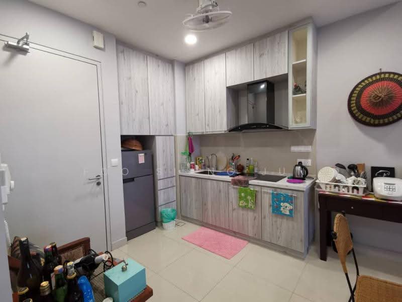 Service Residence for Sale at Dianthus @ Tropicana Gardens - Foo Siang Jun - Kitchen - PropertyGuru.com.my