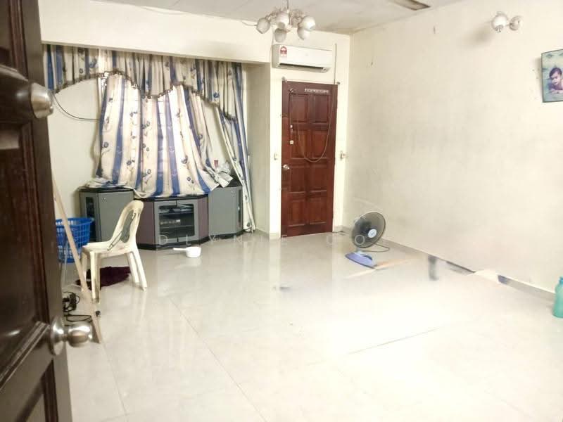 2-storey Terraced House for Sale in Bandar Damai Perdana (Cheras) - Dlynie Ooi - Living Room - PropertyGuru.com.my