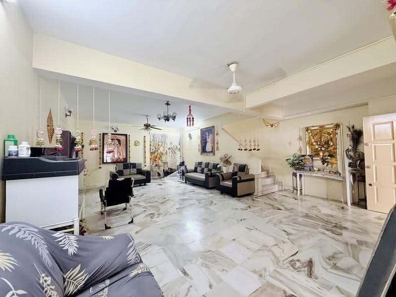 2-storey Terraced House for Sale in Bandar Damai Perdana (Cheras) - Dlynie Ooi - Living Room - PropertyGuru.com.my